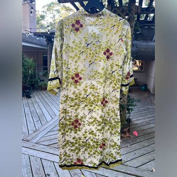 Green kurta and dupatta - Picture 7 of 8